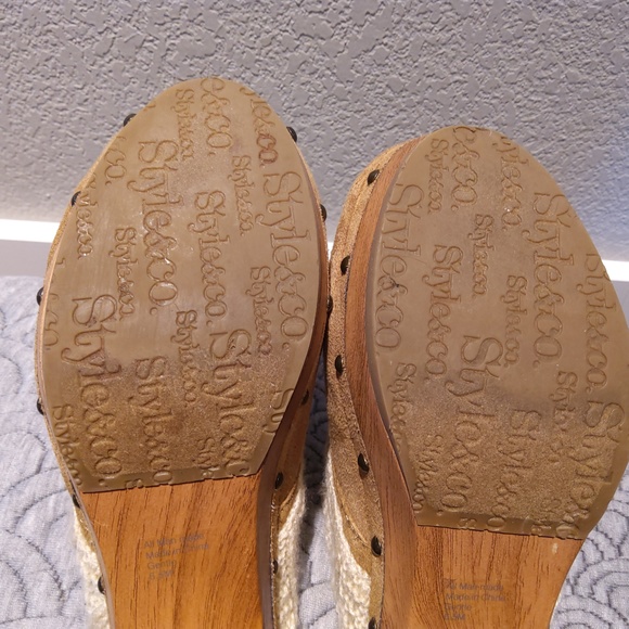 Style&Co. Clogs women's size 6.5 tan suede with sweater detail. - Picture 6 of 9